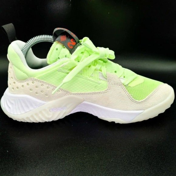 LOOK SEE PROMO Nike Air Jordan Delta Barely Volt CT1003-700 WMN SZ 7 = MN SZ 5.5 - Picture 2 of 12
